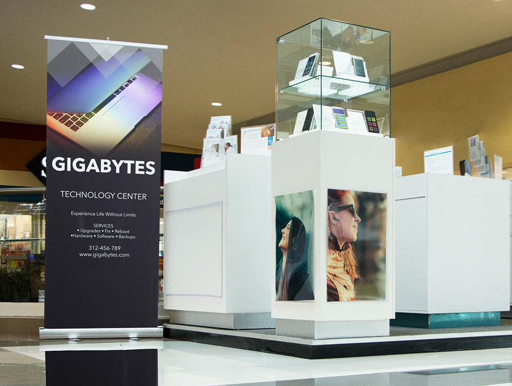 Retractable Banner Stand